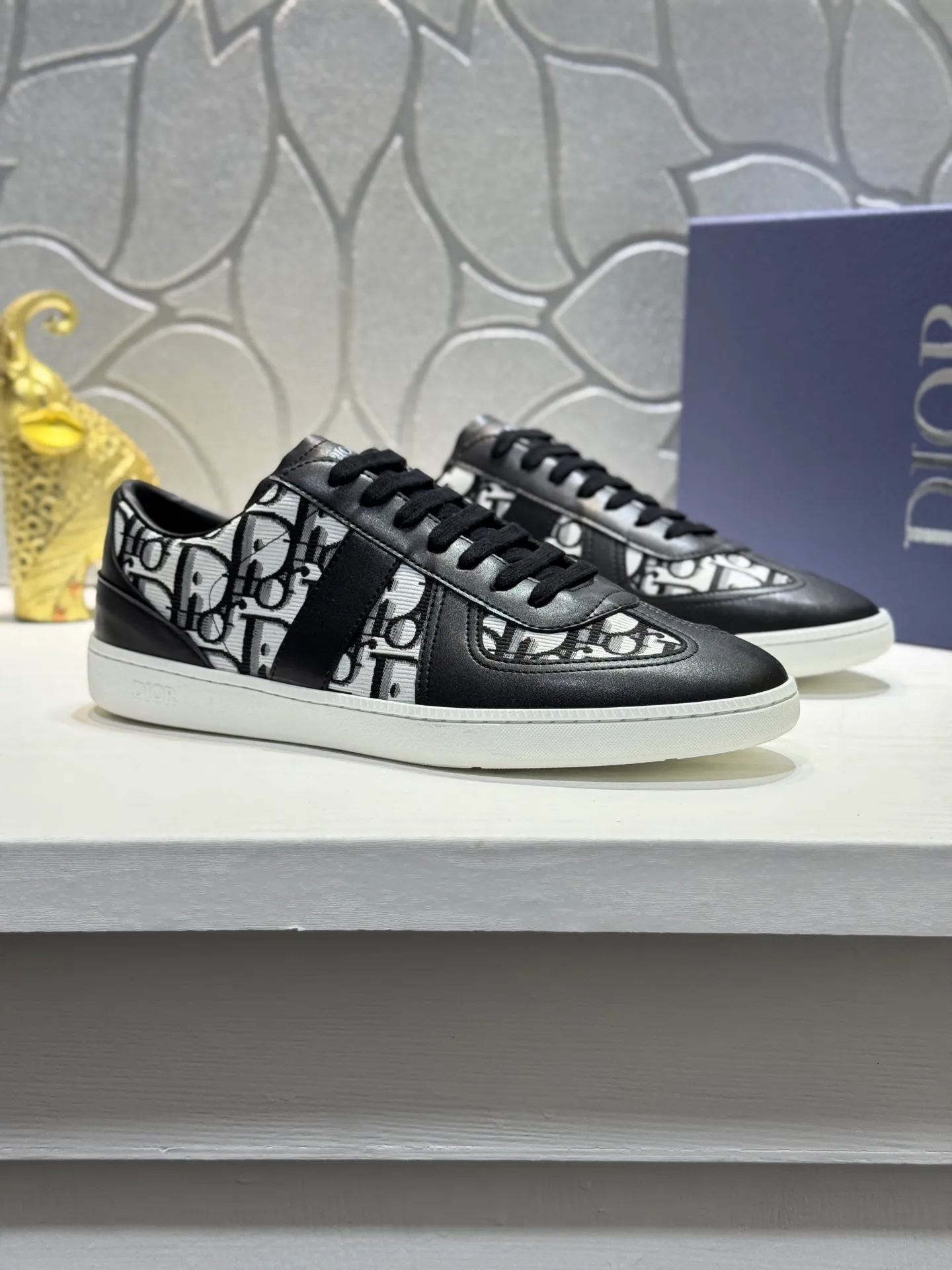 Men's Men's Shoes💰380【New Style】🎠🎠Dior🔍Top Purchasing Agency🇮🇹Di's hot style super popular sneakers are synchronized with the new product counters. The uppers are original Italian imported cowhide, the logo graphics are perfectly reproduced with complex craftsmanship necessary for fashionistas, and the imported soft sheepskin lining is Sole: The original sole is specially provided by the original factory. The exclusive movable molded sole is super comfortable. The original factory follows the order. 🔍🔍Multiple colors are available. You can enter and exit the counter at will. Welcome to compare. A must-have for trendy men. Code number: 38-44 (45 customized